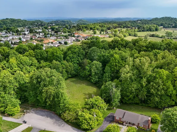 103/105 Poplar Rd, Johnson City, TN 37615