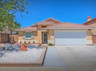 15490 Ventura Ln, Victorville, CA 92394