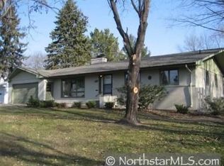 2500 Quail Ave N, Golden Valley, MN 55422