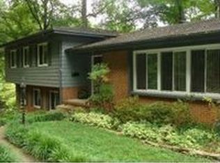 301 Hillside Rd, Johnson City, TN 37601