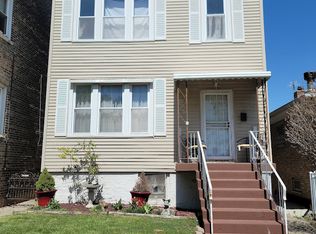 2718 W 35th Pl, Chicago, IL
