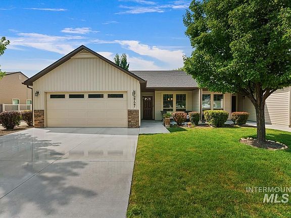 2nd image of 2727 E Apricot Dr