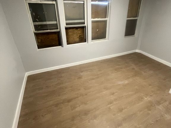 4th image of 145 Vermont Ave #1