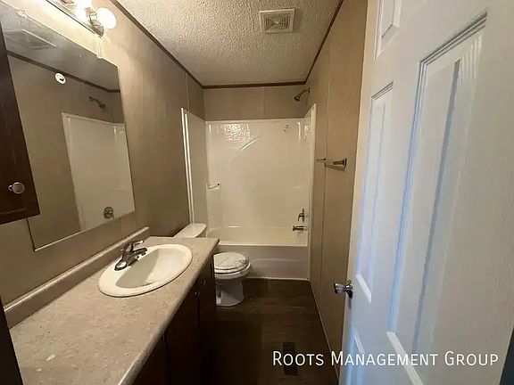 4th image of 2088 E Empire Ave #195