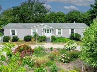 221 Canyon Rd SE, Carrollton, OH 44615