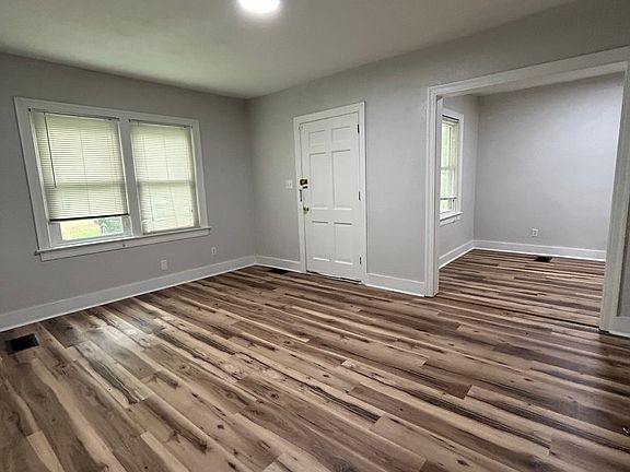 2nd image of 167 Treehaven Dr