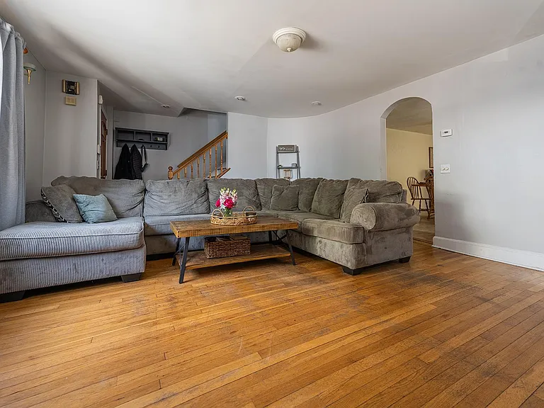 35 Jenkins St — Photo 1