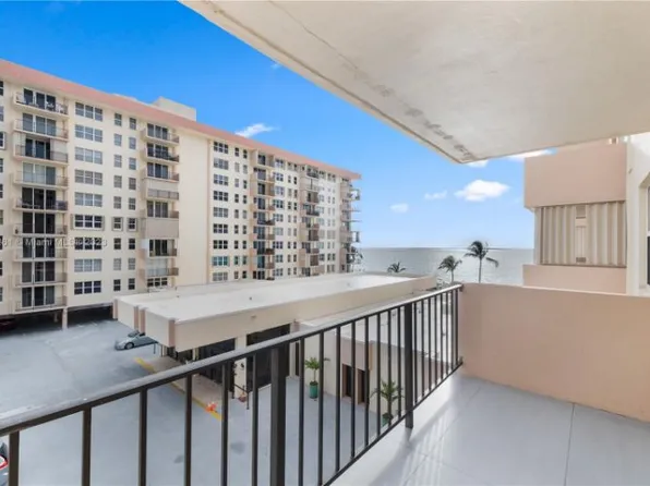 1147 Hillsboro Mile APT 405, Hillsboro Beach, FL 33062