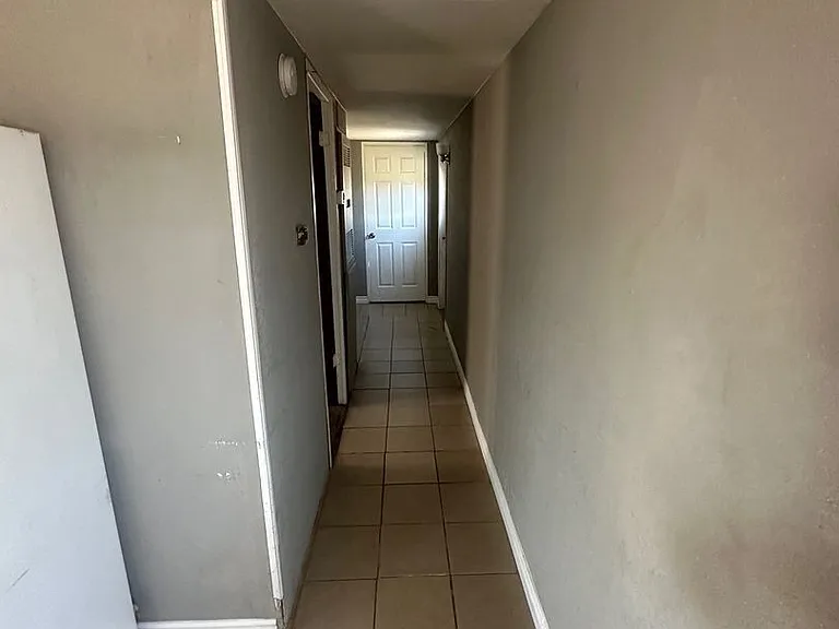 201 Shoshone Ln — Photo 10
