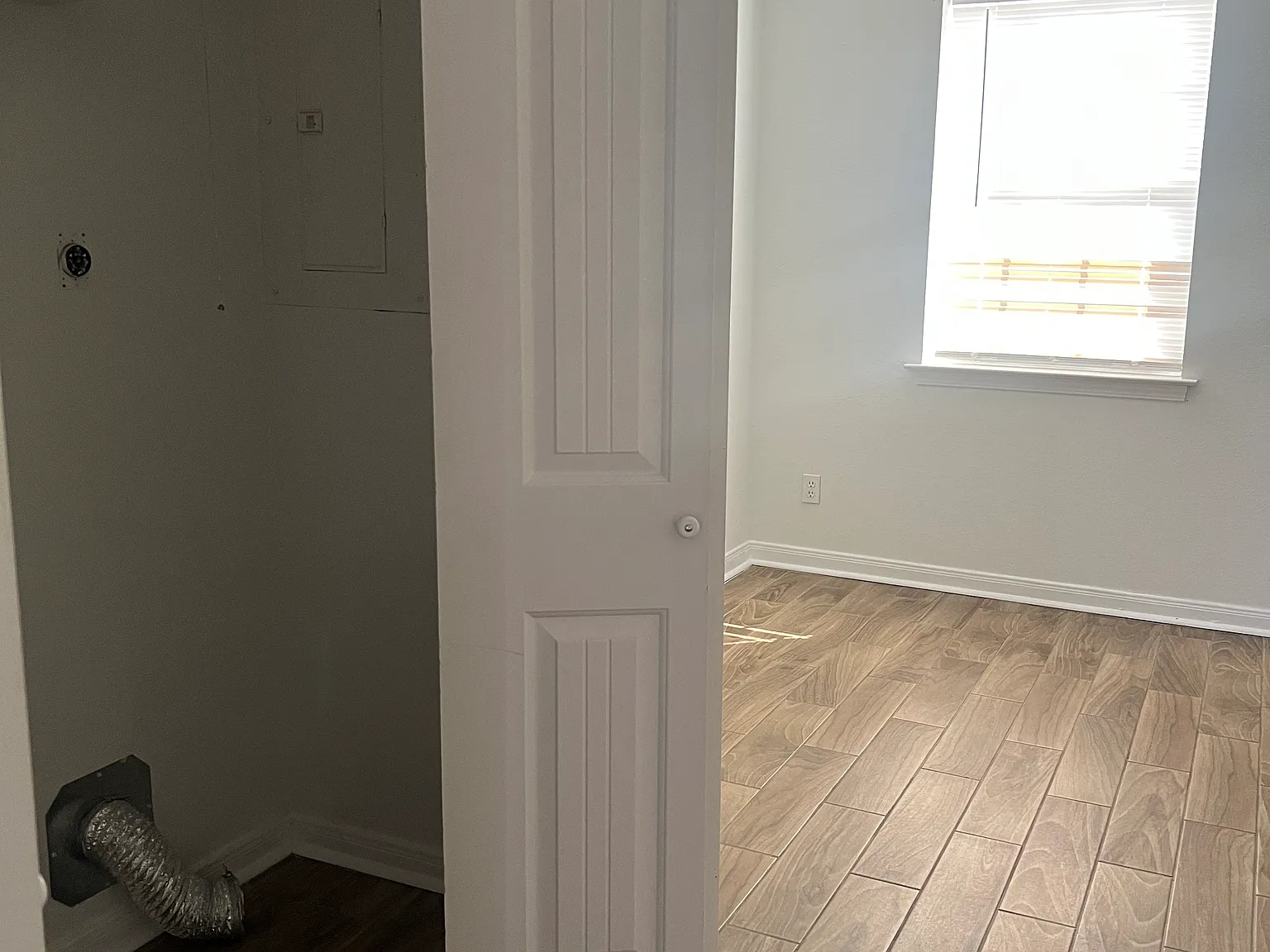 2 bed, 1.5 bath, $1,325 — Photo 4