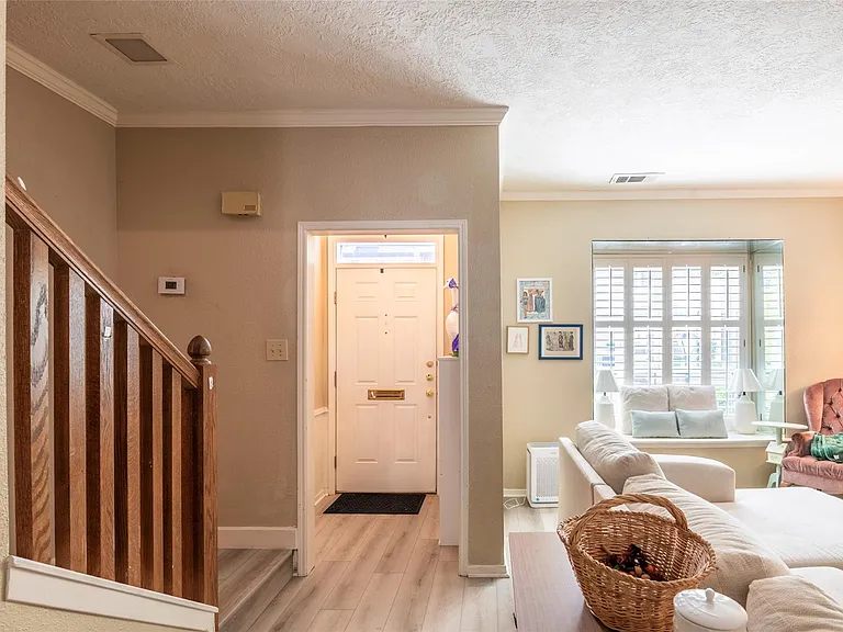 3729 Wakeforest St — Photo 4
