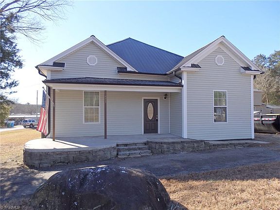 2nd image of 491 W Peacock Ave