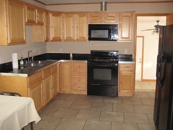 3rd image of 35251 S Grant Ave