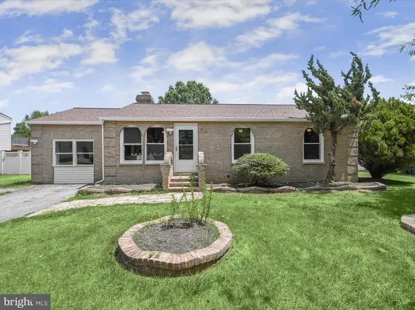 614 Avis Dr, Upper Marlboro, MD 20774