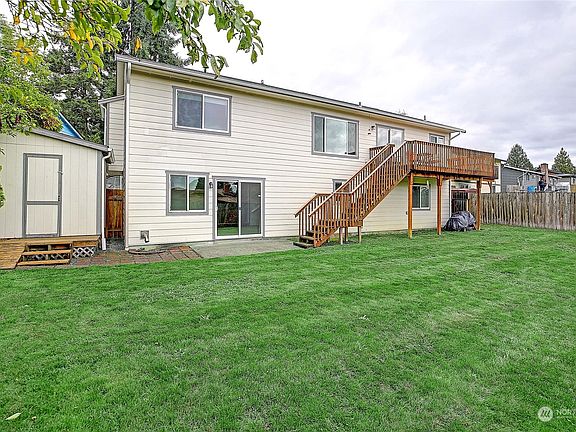 2nd image of 5726 61 Drive NE