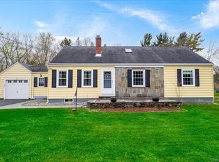 306 Spackenkill Rd, Poughkeepsie, NY 12603