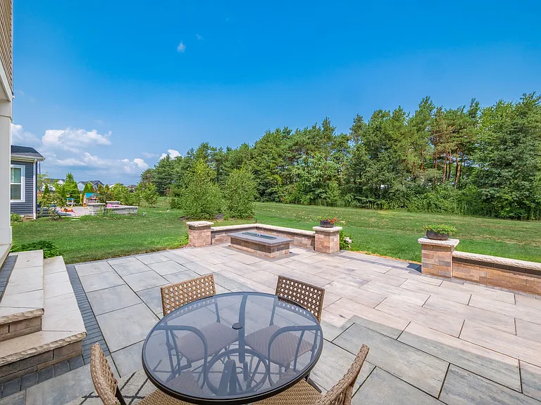 7404 Yarrow Run Rd — Photo 63