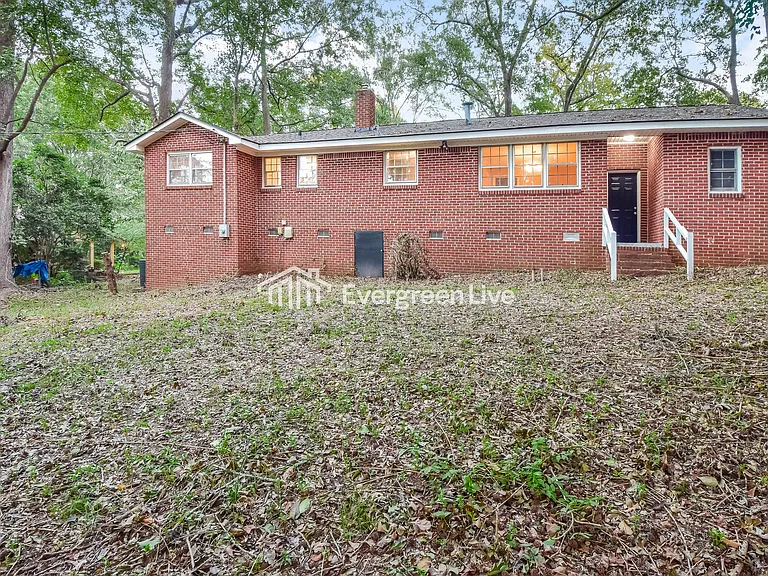 1501 Romain Dr — Photo 14