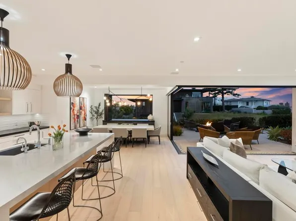 216 Ocean St, Solana Beach, CA 92075