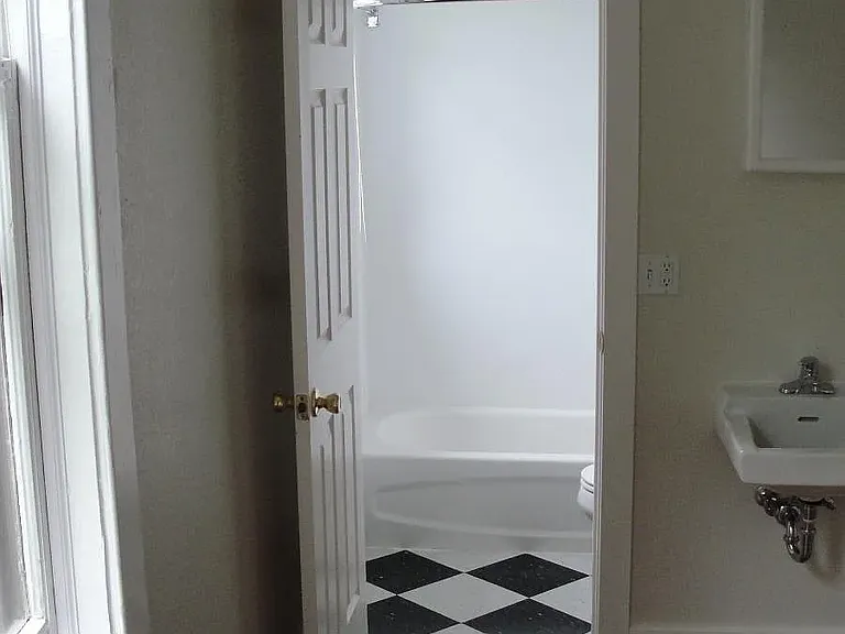 2241 NW Hoyt St #106 — Photo 12