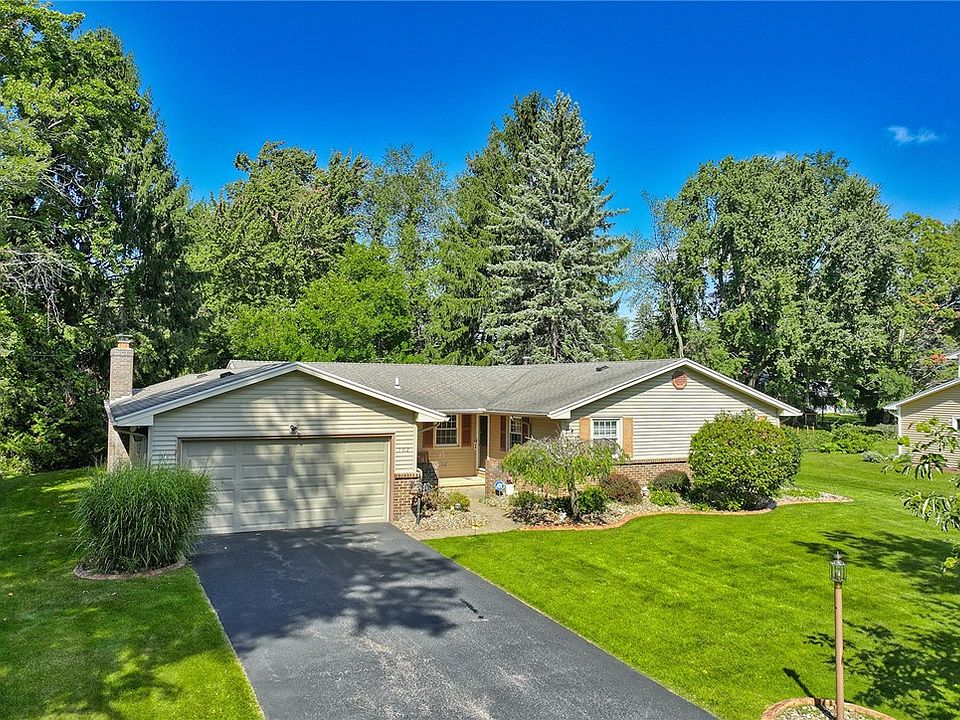 1st image of 792 Hightower Way