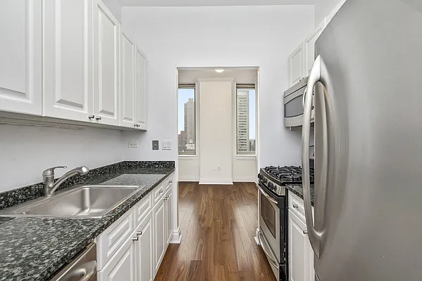 Sold by Keller Williams NYC | media 14