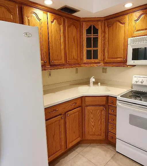 3040 NE 16th Ave #303 — Photo 7
