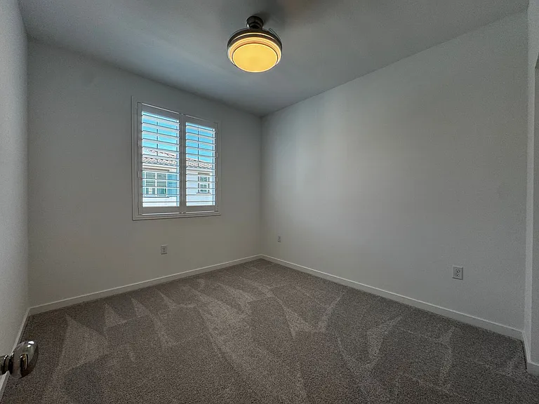 33221 Opal Glass Dr — Photo 19