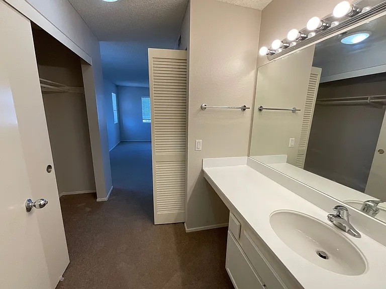 5985 Dandridge Ln #106 — Photo 27