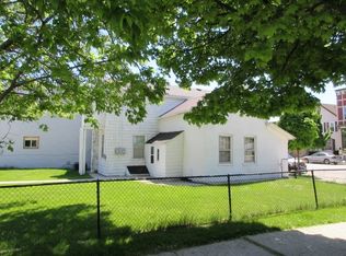 932 Indiana Ave, Sheboygan Fls, WI 53081