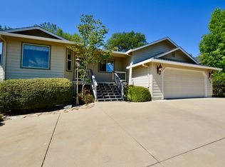250 Mistletoe Ct, Angels Camp, CA 95222