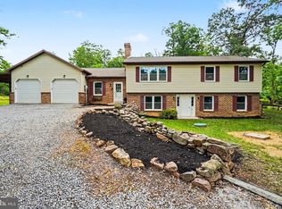 371 Bobcat Rd, Newville, PA 17241