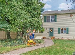 28 Franklin Rd, Teaneck, NJ 07666