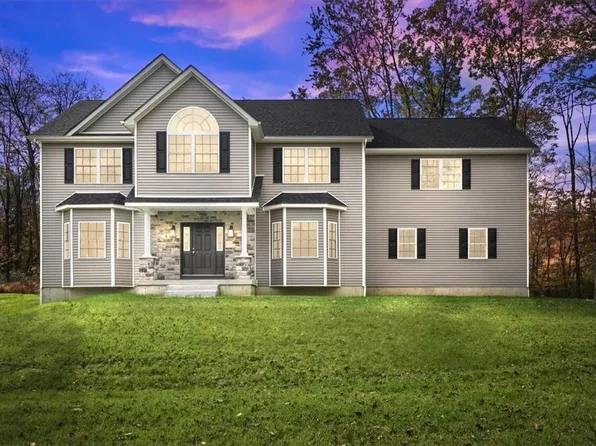 141 Elise Drive, Middletown, NY 10941