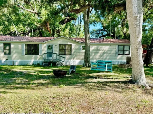 11340 SW 28th Way, Webster, FL 33597