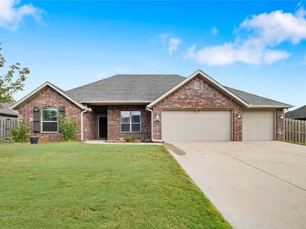 7832 Brooklyn Ave, Springdale, AR 72762