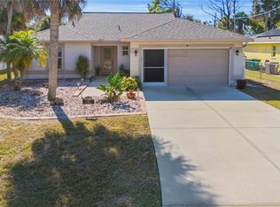 141 Kings Dr, Rotonda West, FL 33947