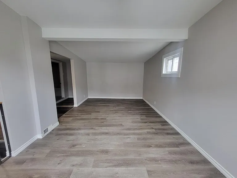 220 Kathleen St #3 — Photo 10
