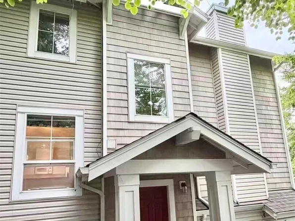 5329 236th Place SE #26-1, Issaquah, WA 98029