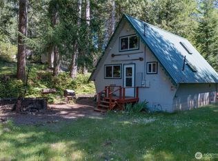 31 Bayview Ct, Brinnon, WA 98320