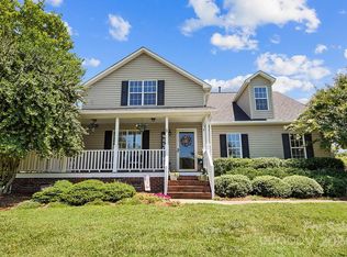 201 Maple Ridge Cir, Salisbury, NC 28147