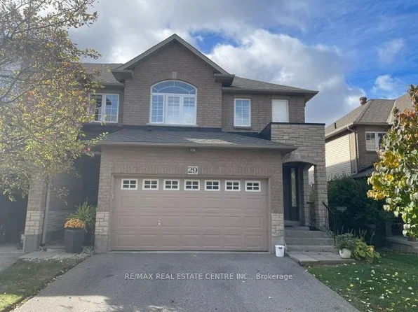 130 Robert St #29, Milton, ON L9T 6E3