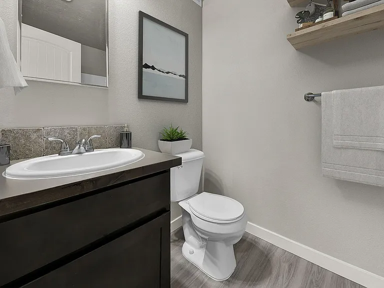 Centerpoint Townhomes — Photo 7