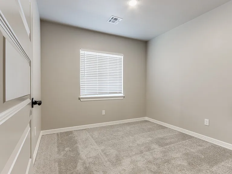 Upstairs Bedroom #2