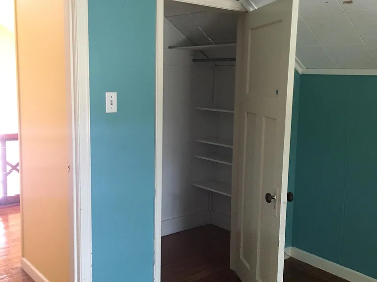 225 Wiltshire Blvd — Photo 22