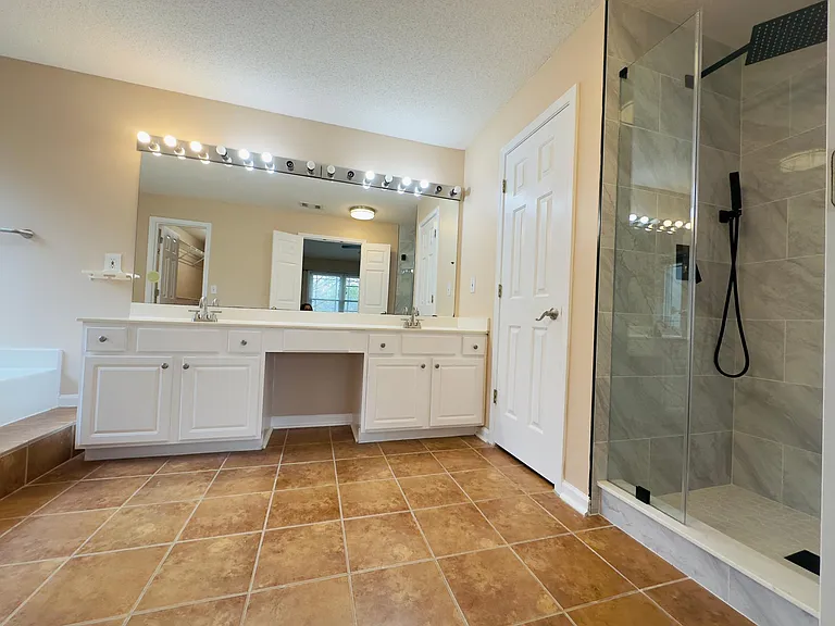 4208 Pentworth Ln NW — Photo 19