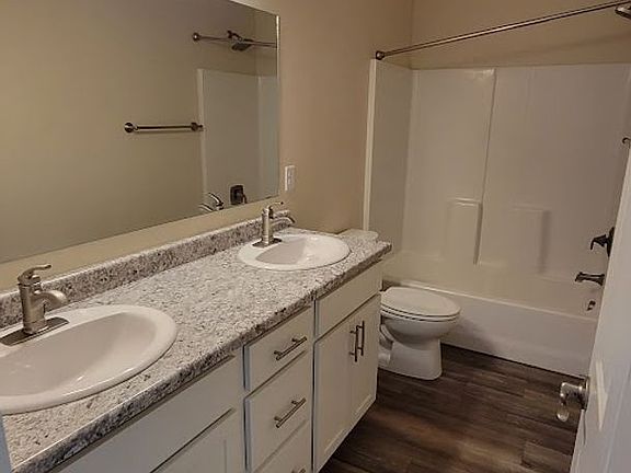 3rd image of 2472 Flat Top Ln #9