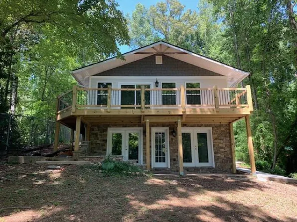 231 Hughes St, Seneca, SC 29672