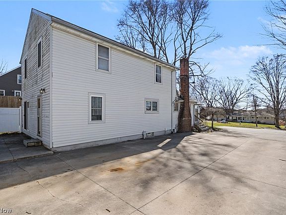 4th image of 801 Chaffin Rd