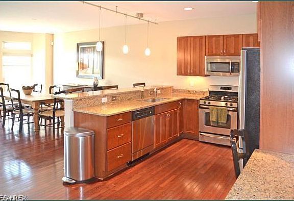 4th image of 314 Halstead Ln